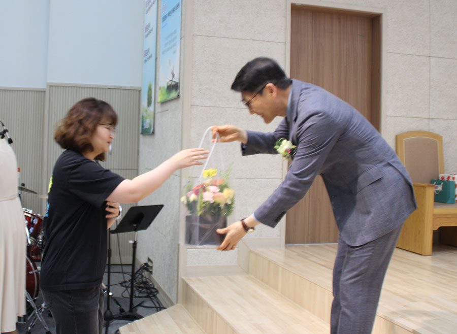 스승의주일 선물 증정^^
